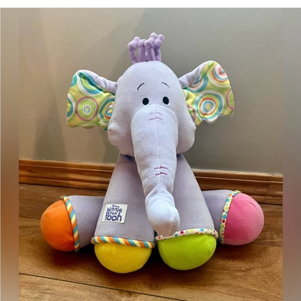 Winne the Pooh Heffalump toy 🐘